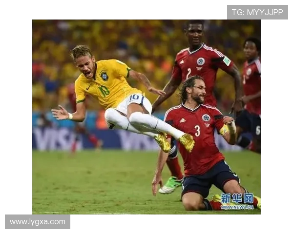 世界杯历史新篇章:四强对决引爆全球球迷热情,赛场内外精彩纷呈 世界杯历史新篇章:四强对决引爆全球球迷热情,赛场内外精彩纷呈