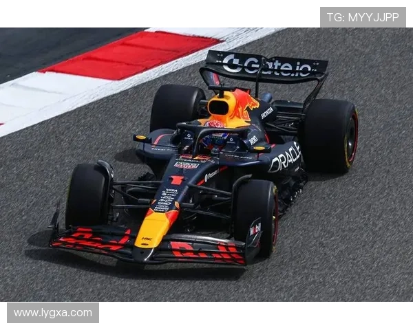 F1赛季最新动态：红牛车队继续领跑 维斯塔潘再创赛场辉煌