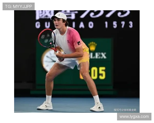 世界网球锦标赛落幕 赛季最后战役见证新星崛起与传奇告别