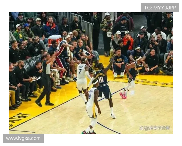 詹姆斯率湖人加时逆转勇士 库里空砍45分仍难救主