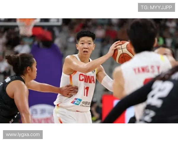 中国篮球队逆袭夺冠 全场压制对手展现强大实力