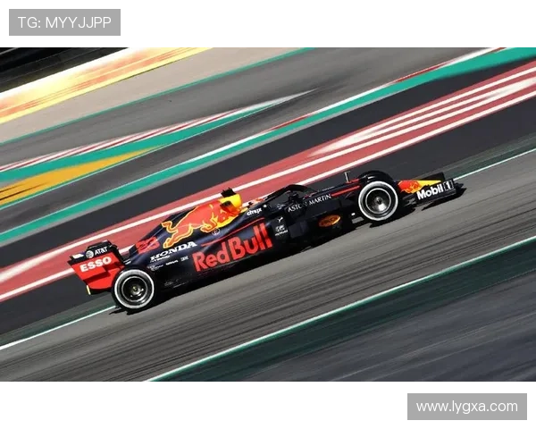 F1赛季激战升级 本田引擎再次助力红牛力压对手雄霸赛道